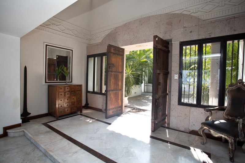 La Mansion photo 6
