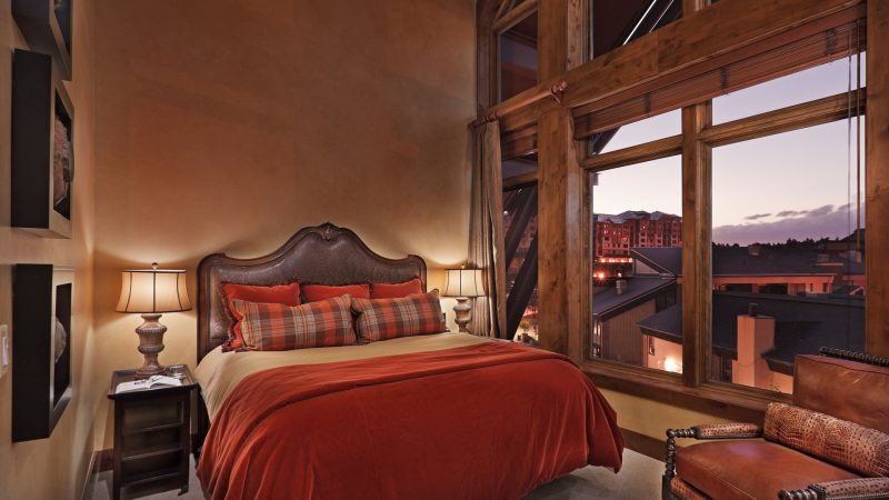 Diamond Peak Penthouse photo 13