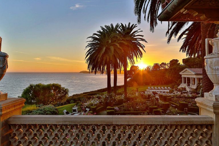 Malibu Villa Contenta in Malibu, California