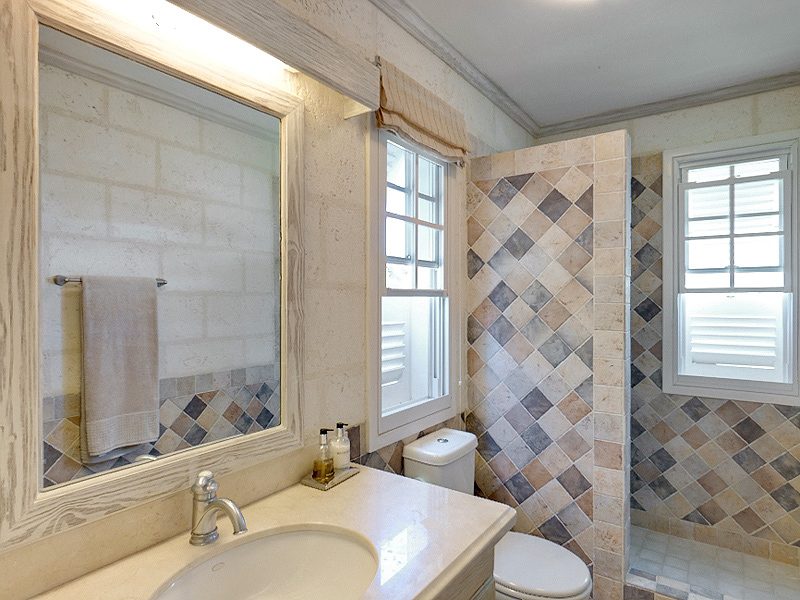 Radwood Beach House 2 photo 12