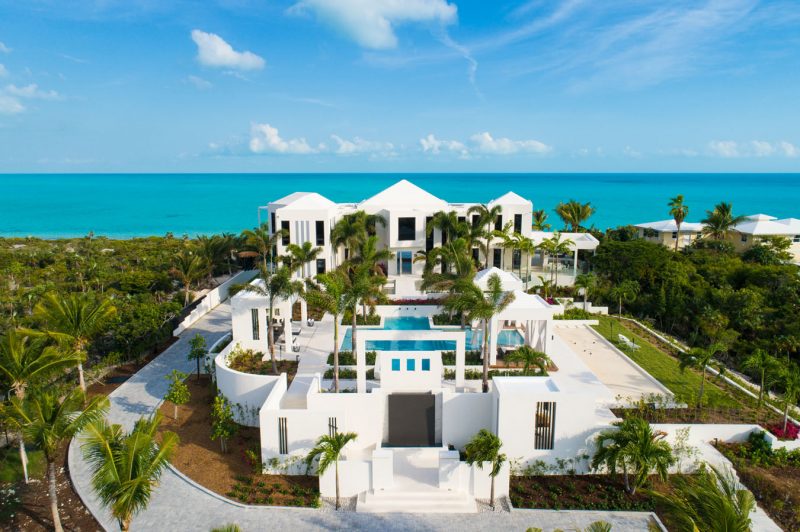 Triton Luxury Villa photo 1